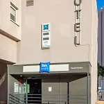Ibis Budget Centre 2*