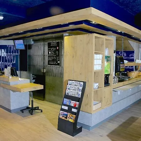 Hotel Ibis Budget Centre Tolón