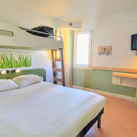 מלון Ibis Budget Centre 2*