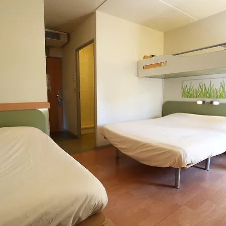Hotel Ibis Budget Centre 2*