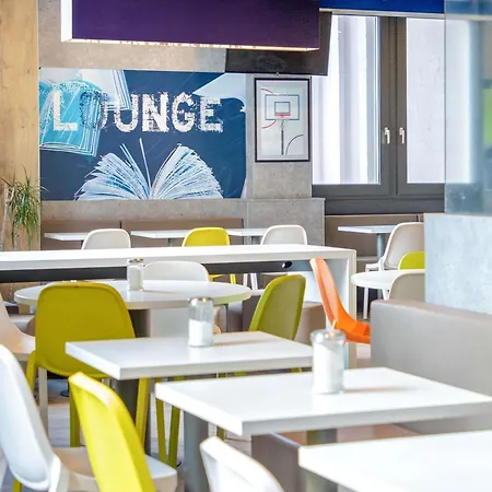 Ξενοδοχείο Ibis Budget Centre 2*