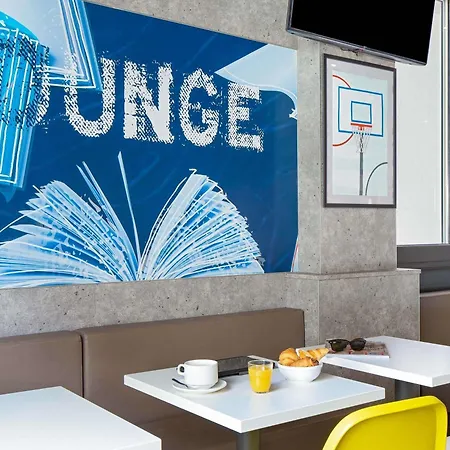 Hotel Ibis Budget Centre 2*