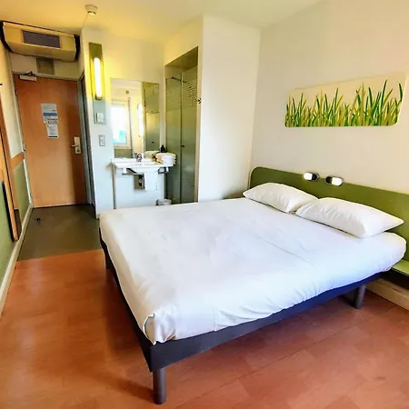 Ibis Budget Centre 2* Τουλόν