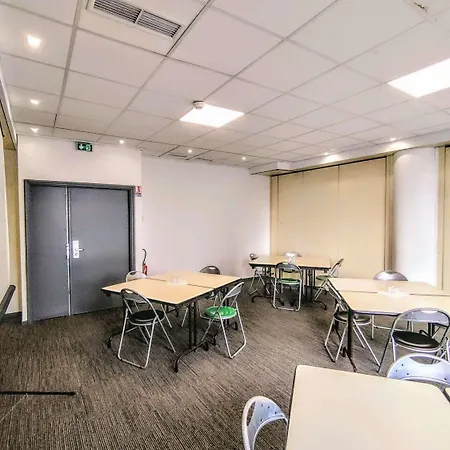 Ibis Budget Centre Τουλόν