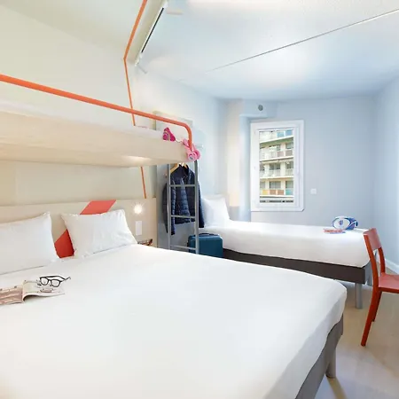 Hotel Ibis Budget Centre 2*