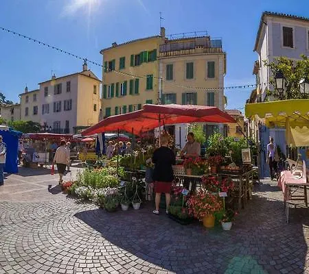 Ξενοδοχείο Ibis Budget Centre 2*